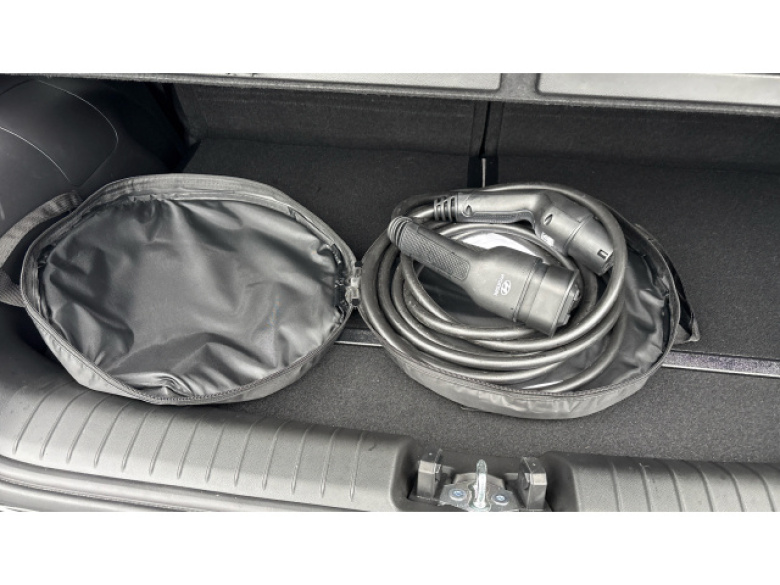 Hyundai INSTER 85kW 02 49kWh 5dr Auto Electric Hatchback